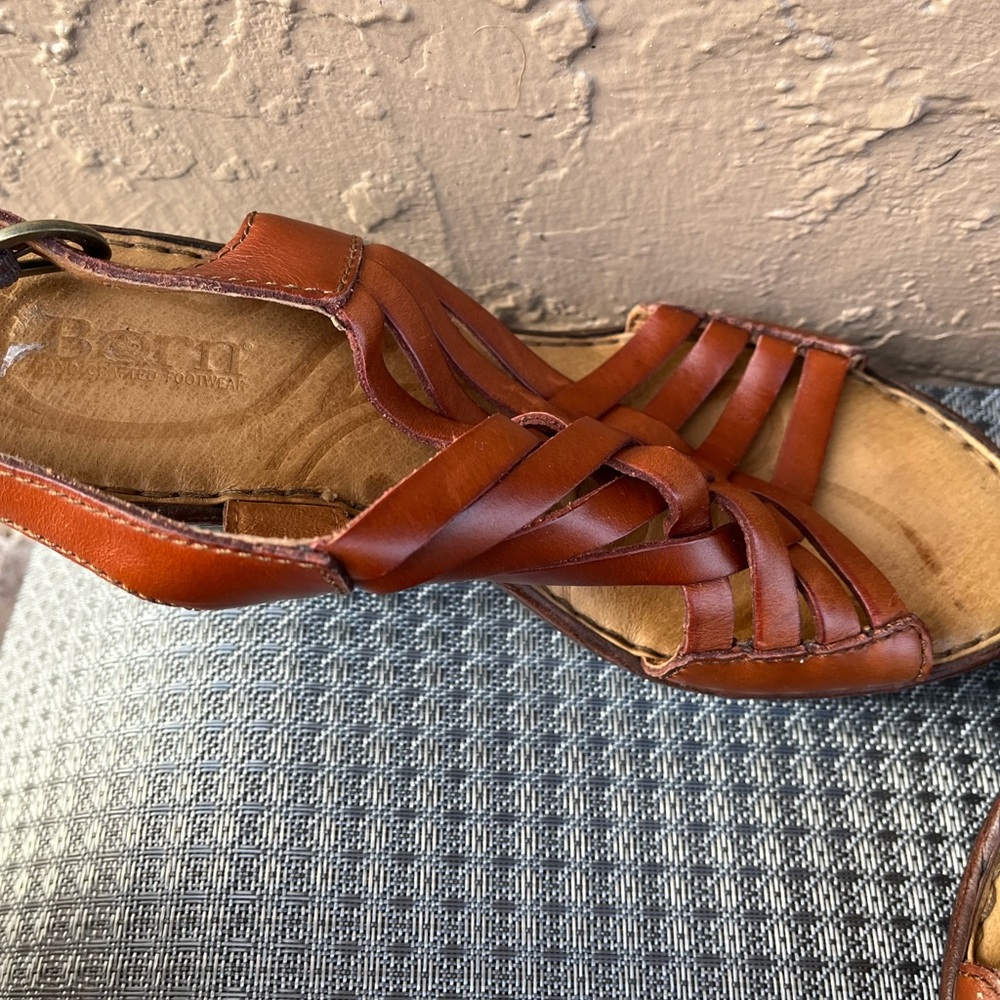 Born Sandals